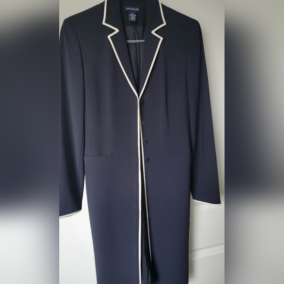 Long suit jacket with cream piping-Ann Taylor - Picture 3 of 3